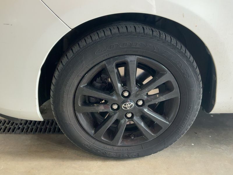 Toyota Yaris 1.5 Hybrid Edition 45 2016 – снимка 3