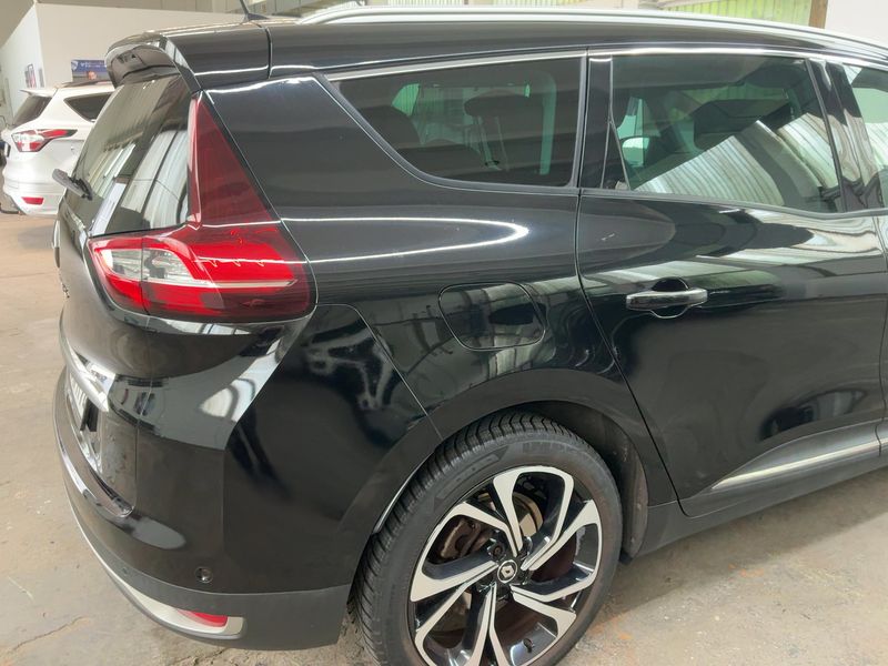 Renault Grand Scenic 1.6 dCi Energy BOSE-Edition 2017 – снимка 8
