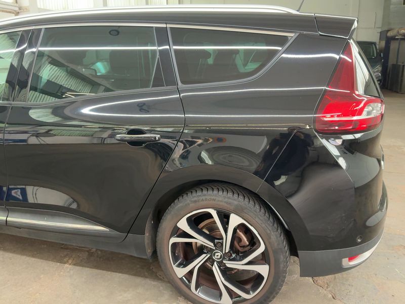 Renault Grand Scenic 1.6 dCi Energy BOSE-Edition 2017 – снимка 6