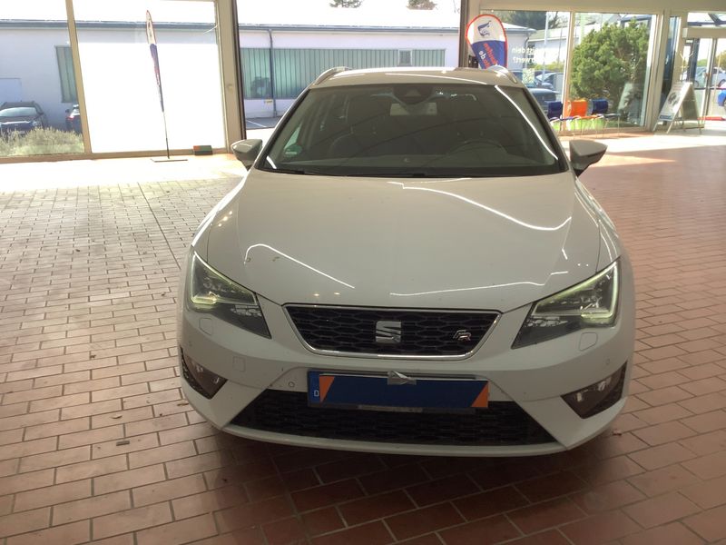 Seat Leon 2.0 TDI FR 2015 – снимка 14