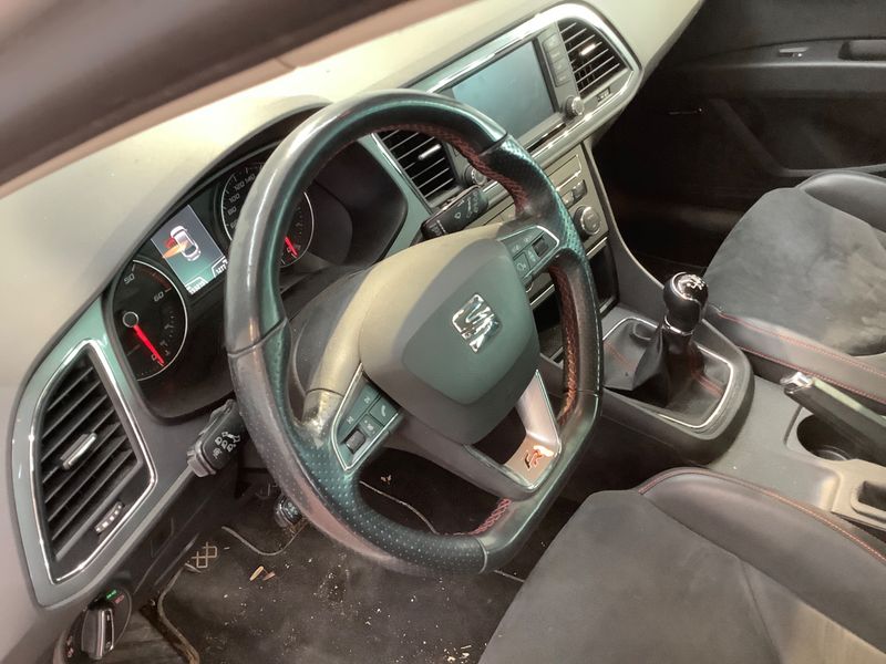 Seat Leon 2.0 TDI FR 2015 – снимка 35