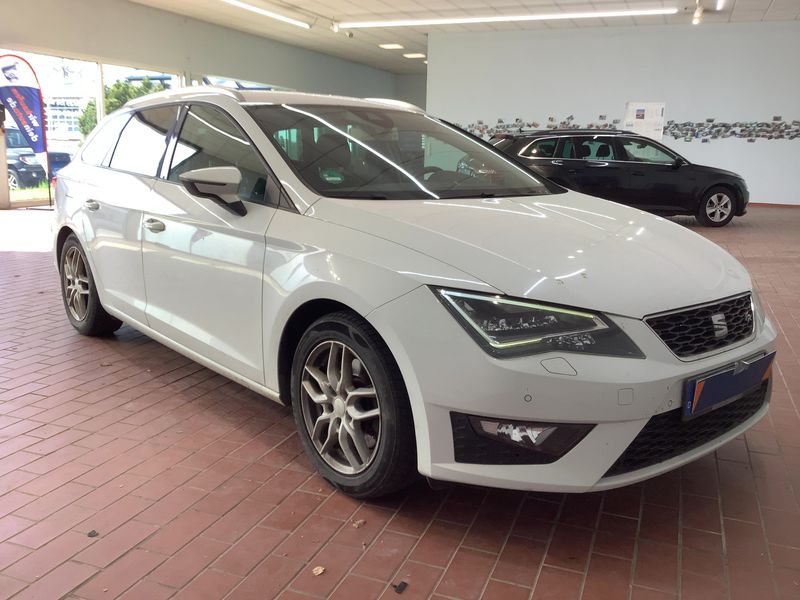 Seat Leon 2.0 TDI FR 2015 – снимка 12