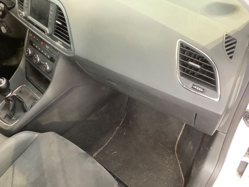 Seat Leon 2.0 TDI FR 2015 – снимка 33
