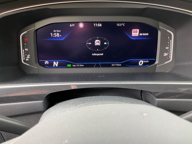 Volkswagen Tiguan 1.5 TSI ACT R-Line 2023 – снимка 19
