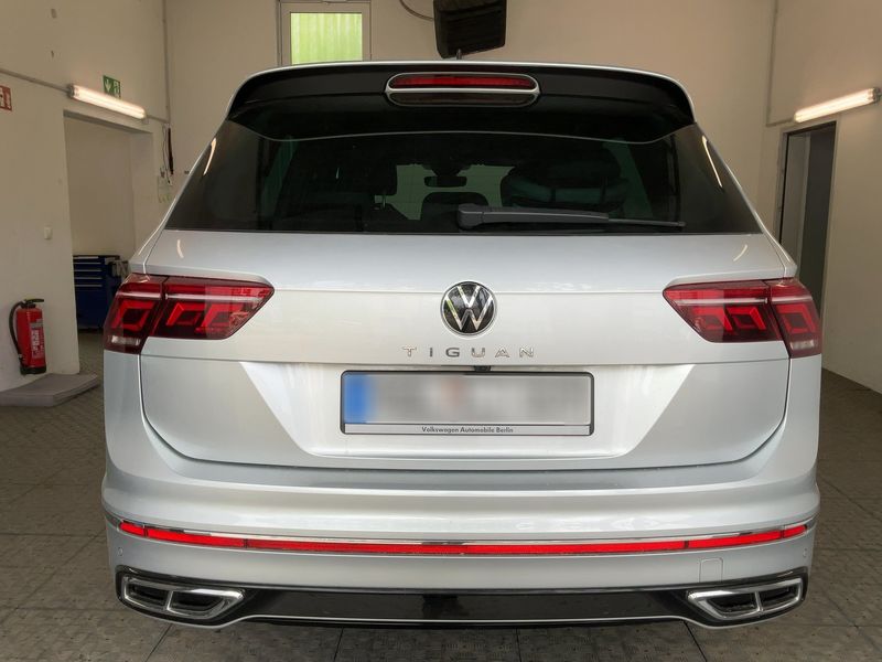 Volkswagen Tiguan 1.5 TSI ACT R-Line 2023 – снимка 7