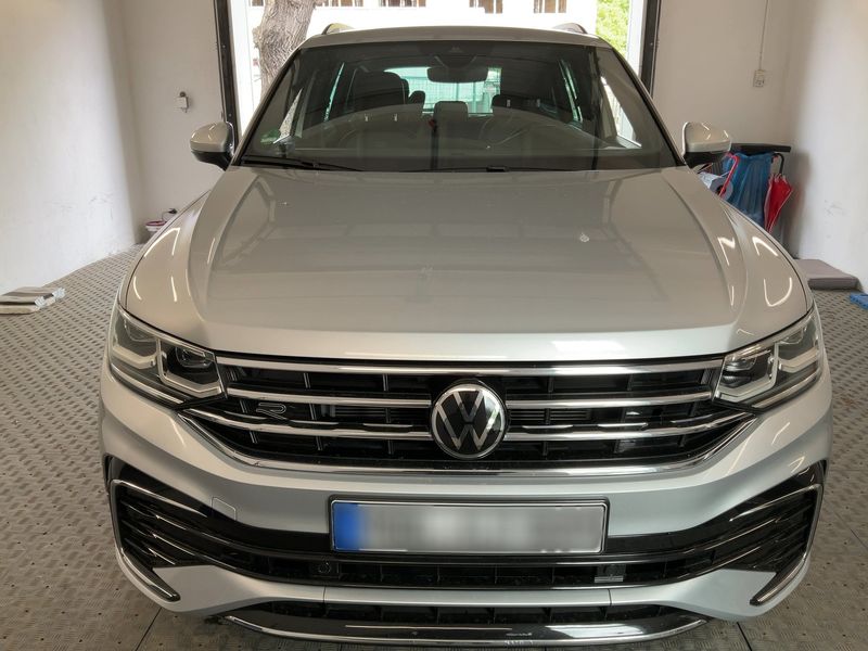 Volkswagen Tiguan 1.5 TSI ACT R-Line 2023 – снимка 14