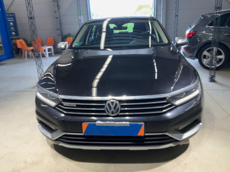 Volkswagen Passat Alltrack 2.0 TDI 4Motion BlueMotion Tech 2016 – снимка 14
