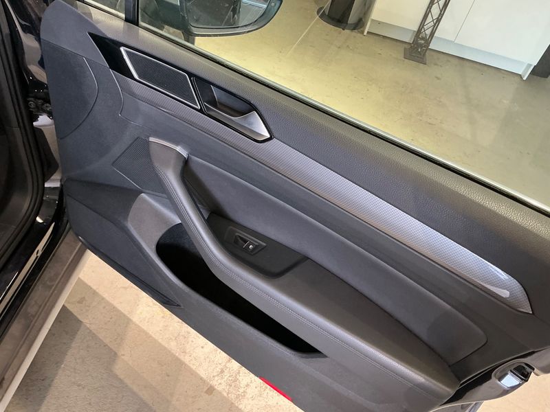 Volkswagen Passat Alltrack 2.0 TDI 4Motion BlueMotion Tech 2016 – снимка 25