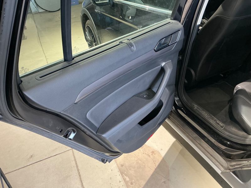 Volkswagen Passat Alltrack 2.0 TDI 4Motion BlueMotion Tech 2016 – снимка 22