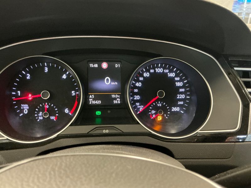 Volkswagen Passat Alltrack 2.0 TDI 4Motion BlueMotion Tech 2016 – снимка 18