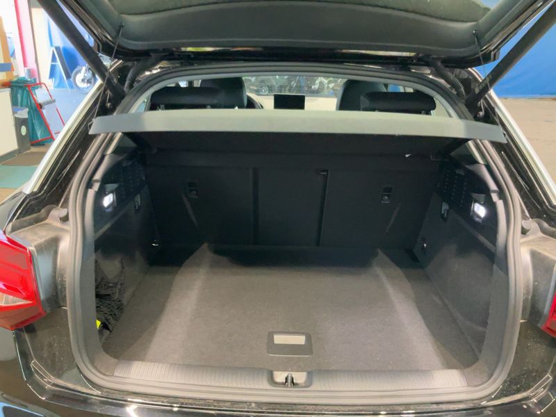 Audi Q2 35 TFSI S line 2021 – снимка 15
