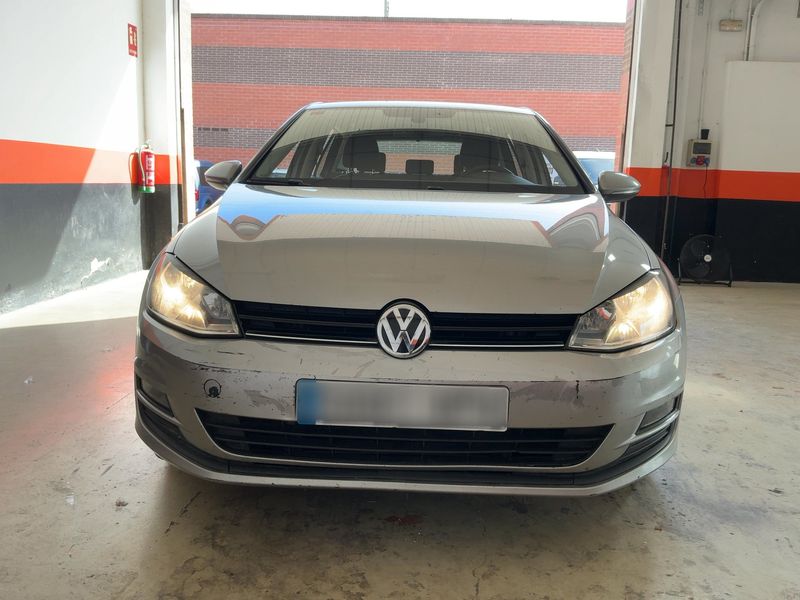 Volkswagen Golf VII 1.6 TDI Advance BlueMotion Tech 2013 – снимка 9