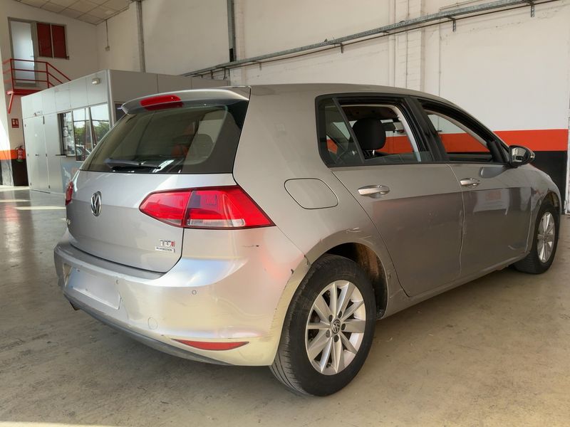 Volkswagen Golf VII 1.6 TDI Advance BlueMotion Tech 2013 – снимка 6