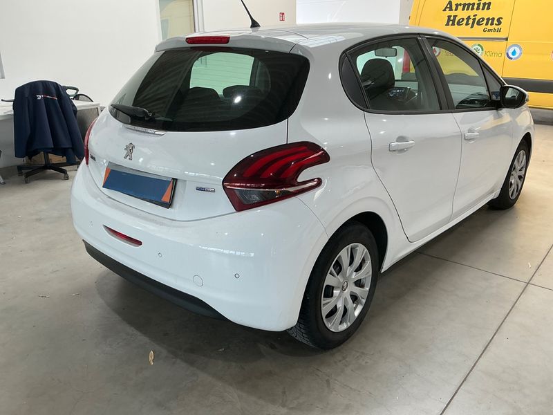 Peugeot 208 1.2 e-VTi Active 2016 – снимка 2