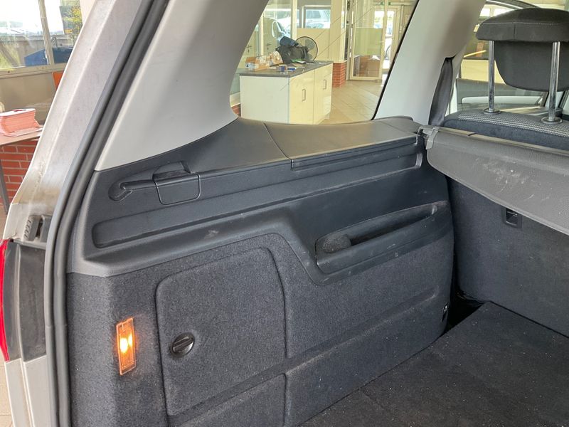Volkswagen Sharan 2.0 TDI Comfortline BlueMotion Tech 2013 – снимка 30