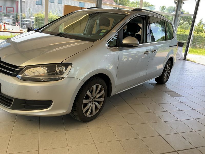 Volkswagen Sharan 2.0 TDI Comfortline BlueMotion Tech 2013 – снимка 2