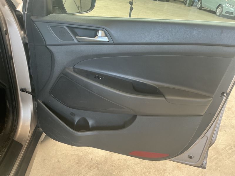 Hyundai Tucson 1.6 Trend blue 2WD 2018 – снимка 29