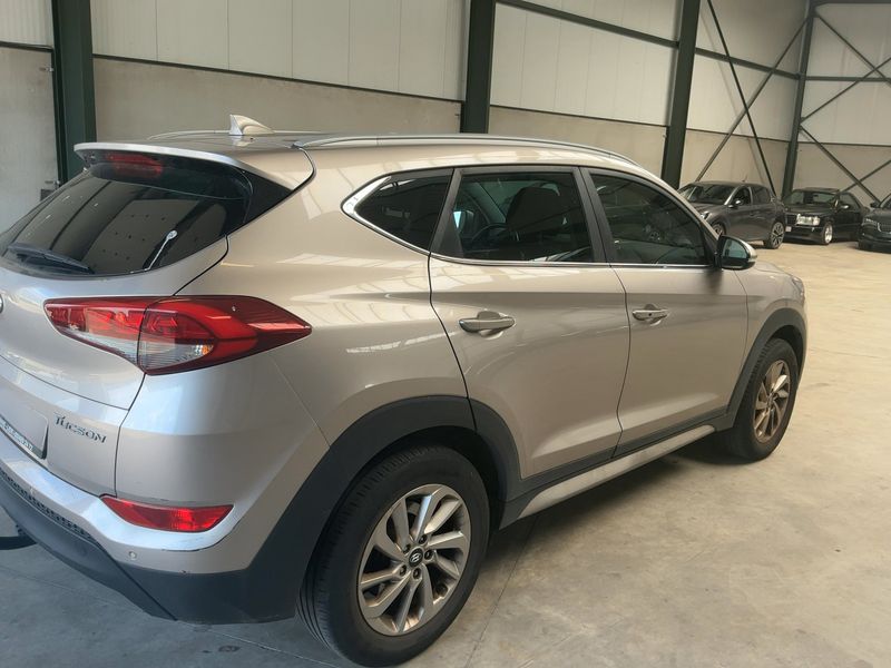 Hyundai Tucson 1.6 Trend blue 2WD 2018 – снимка 8