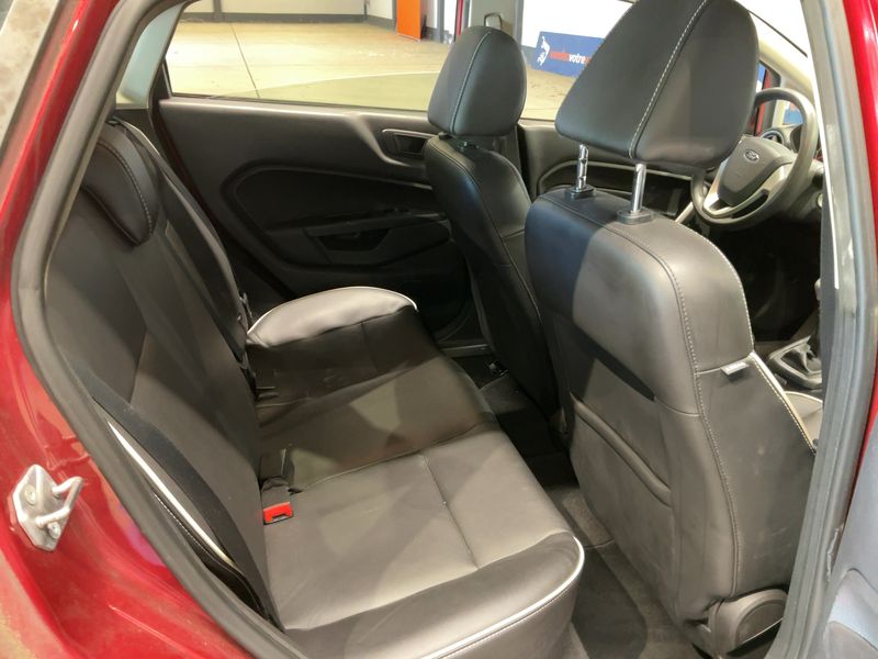 Ford Fiesta 1.6 Ti-VCT Sport S 2013 – снимка 19