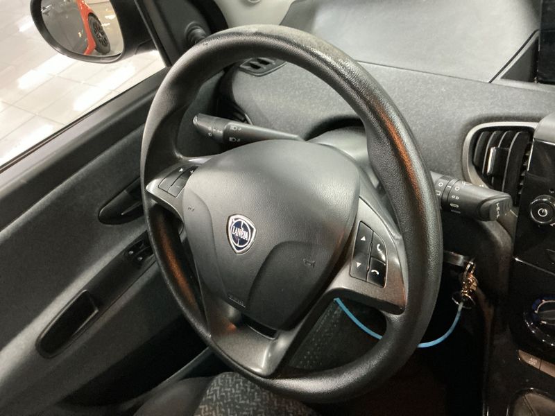 Lancia Ypsilon 1.2 LPG Elefantino Blu 2018 – снимка 28
