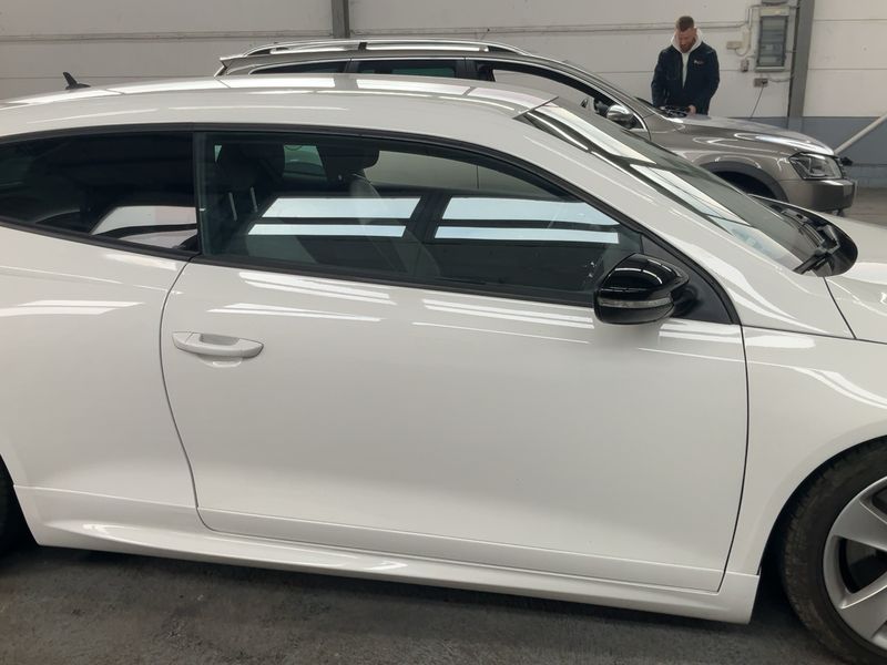 Volkswagen Scirocco 2.0 TSI R 2012 – снимка 10