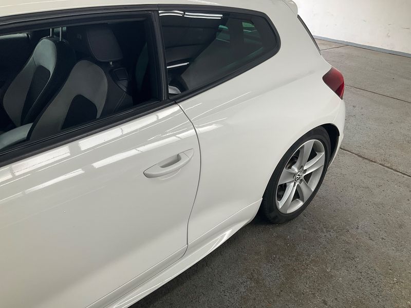 Volkswagen Scirocco 2.0 TSI R 2012 – снимка 23