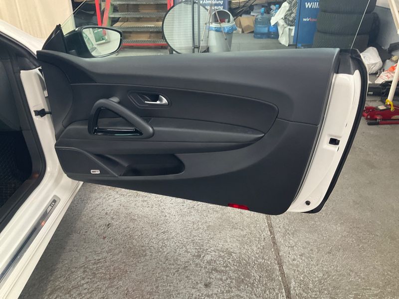 Volkswagen Scirocco 2.0 TSI R 2012 – снимка 27