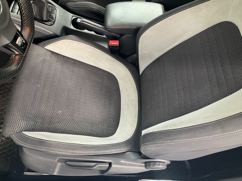 Volkswagen Scirocco 2.0 TSI R 2012 – снимка 30