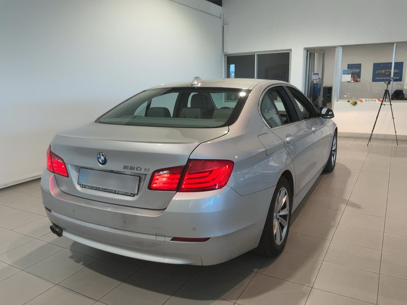 BMW 5er 520d 2013 – снимка 6
