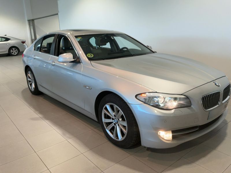BMW 5er 520d 2013 – снимка 8