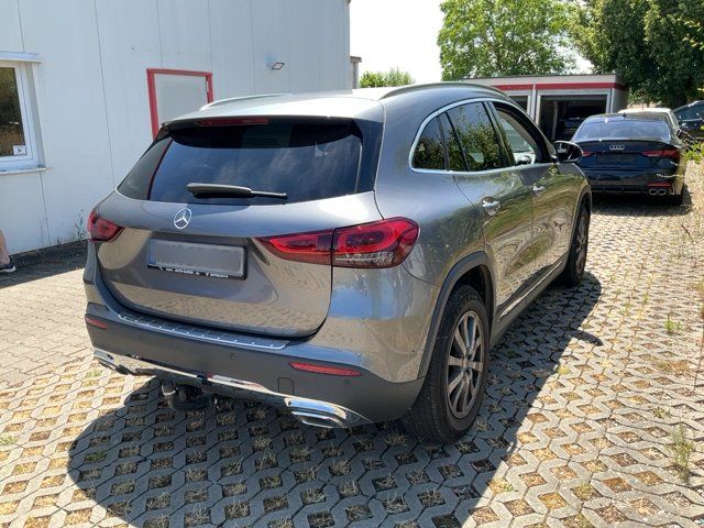 Mercedes-Benz GLA-Klasse GLA 200 Progressive 2020 – снимка 8