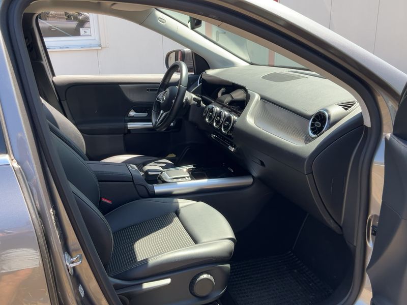 Mercedes-Benz GLA-Klasse GLA 200 Progressive 2020 – снимка 17