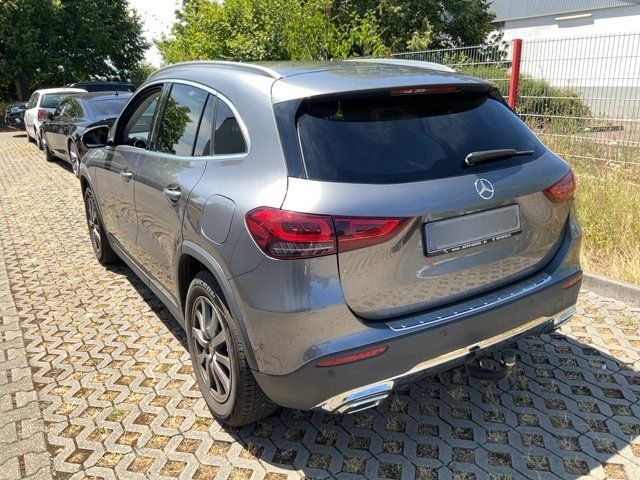 Mercedes-Benz GLA-Klasse GLA 200 Progressive 2020 – снимка 6