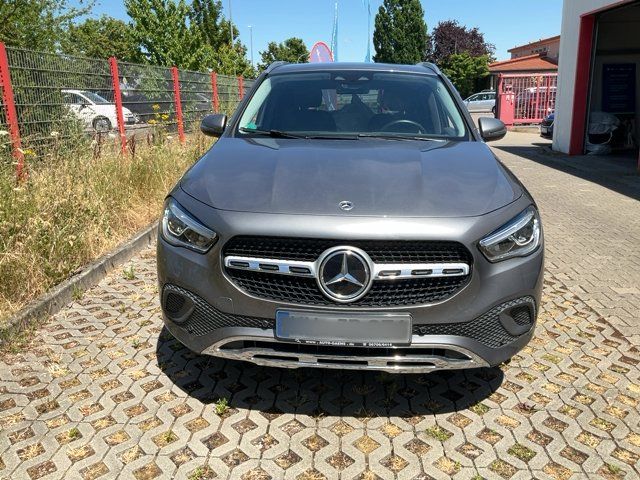 Mercedes-Benz GLA-Klasse GLA 200 Progressive 2020 – снимка 14