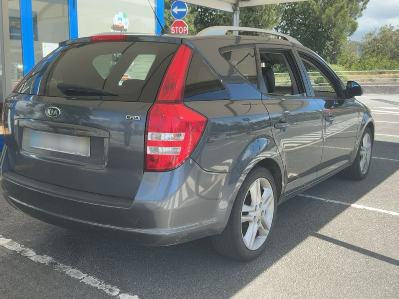 Kia cee'd 1.6 CRDi Active 2008 – снимка 8