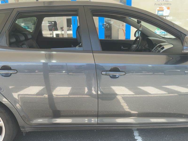 Kia cee'd 1.6 CRDi Active 2008 – снимка 10