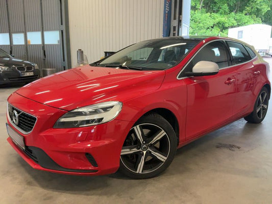 Volvo V40 2.0 D3 R-Design 2019 – снимка 1