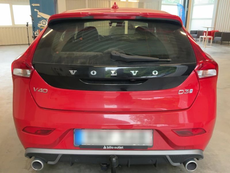 Volvo V40 2.0 D3 R-Design 2019 – снимка 7