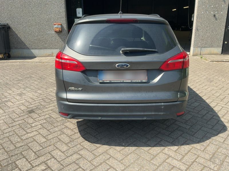 Ford Focus 1.5 TDCi Business 2018 – снимка 7