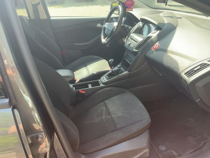 Ford Focus 1.5 TDCi Business 2018 – снимка 16