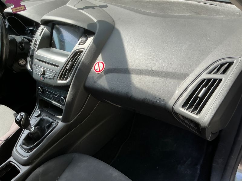Ford Focus 1.5 TDCi Business 2018 – снимка 31