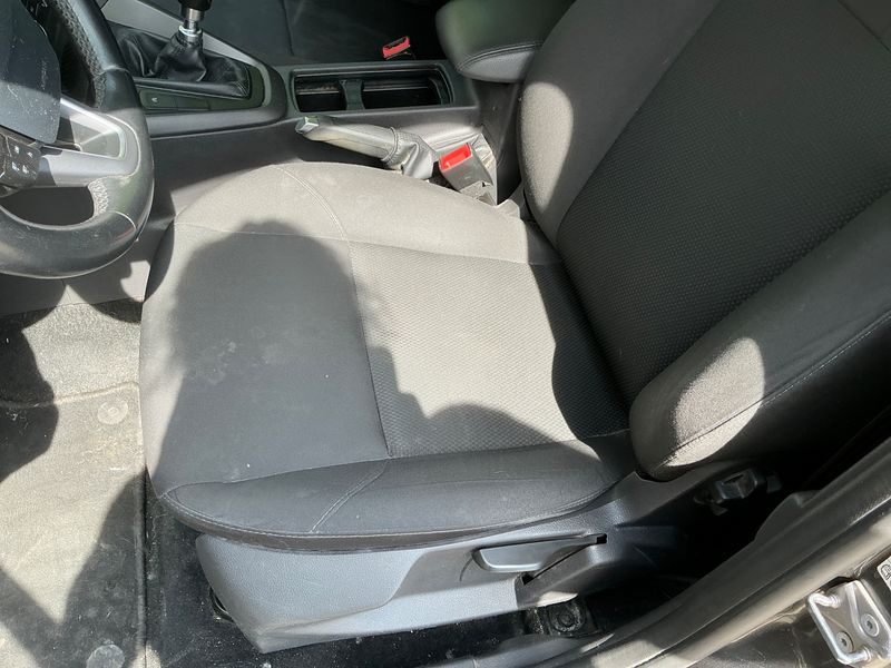 Ford Focus 1.5 TDCi Business 2018 – снимка 33