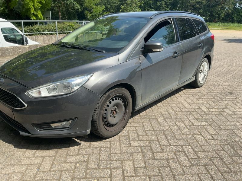 Ford Focus 1.5 TDCi Business 2018 – снимка 2