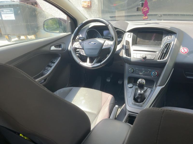 Ford Focus 1.5 TDCi Business 2018 – снимка 17