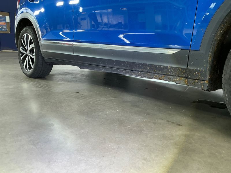 Volkswagen T-Roc 1.6 TDI Style 2018 – снимка 40