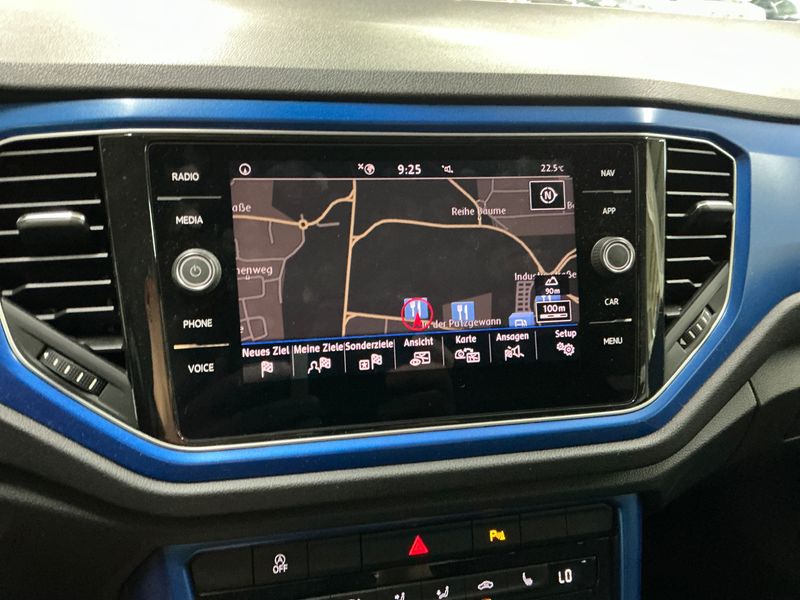Volkswagen T-Roc 1.6 TDI Style 2018 – снимка 32