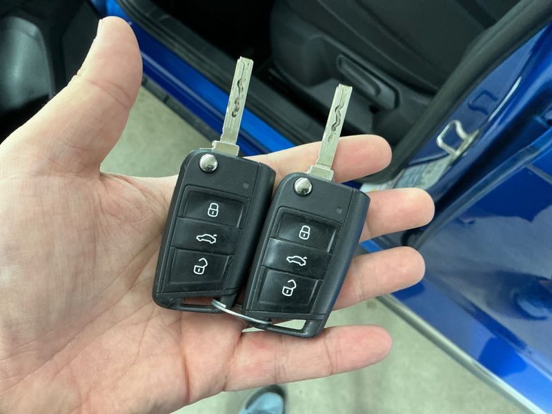 Volkswagen T-Roc 1.6 TDI Style 2018 – снимка 34