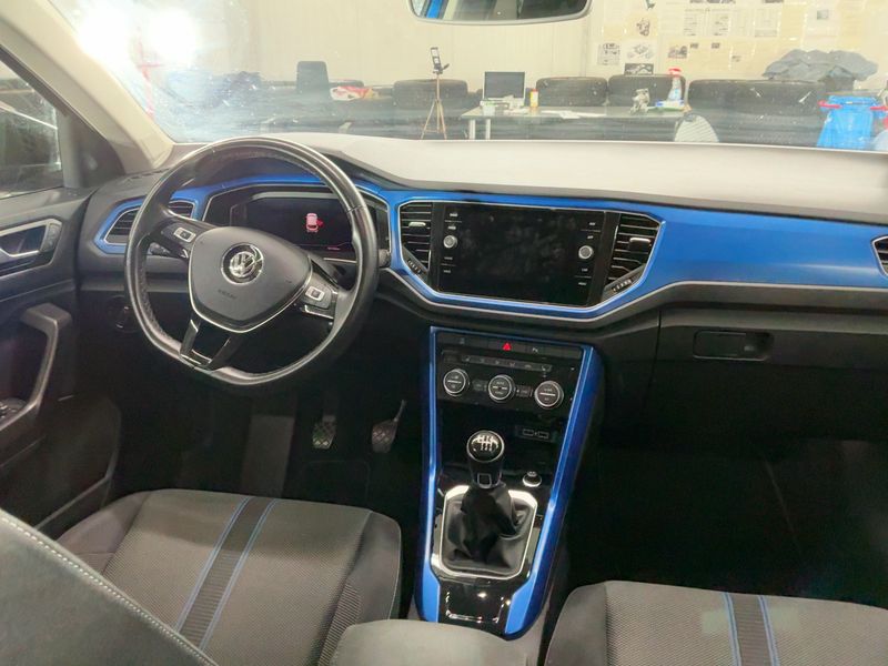 Volkswagen T-Roc 1.6 TDI Style 2018 – снимка 18