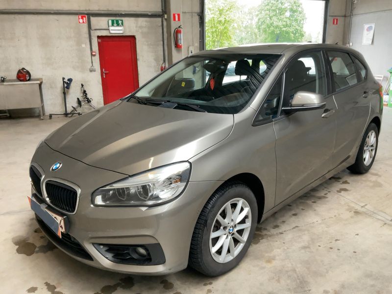 BMW 2er 220d Active Tourer Basis 2015 – снимка 1