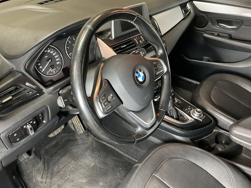 BMW 2er 220d Active Tourer Basis 2015 – снимка 39